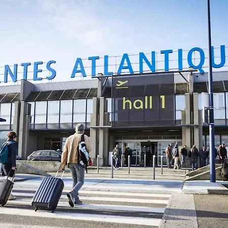 Fonctionnel Et Intime, 10Min Aeroport, 10Min Nantes, Parking Gratuit Apartment Bouguenais